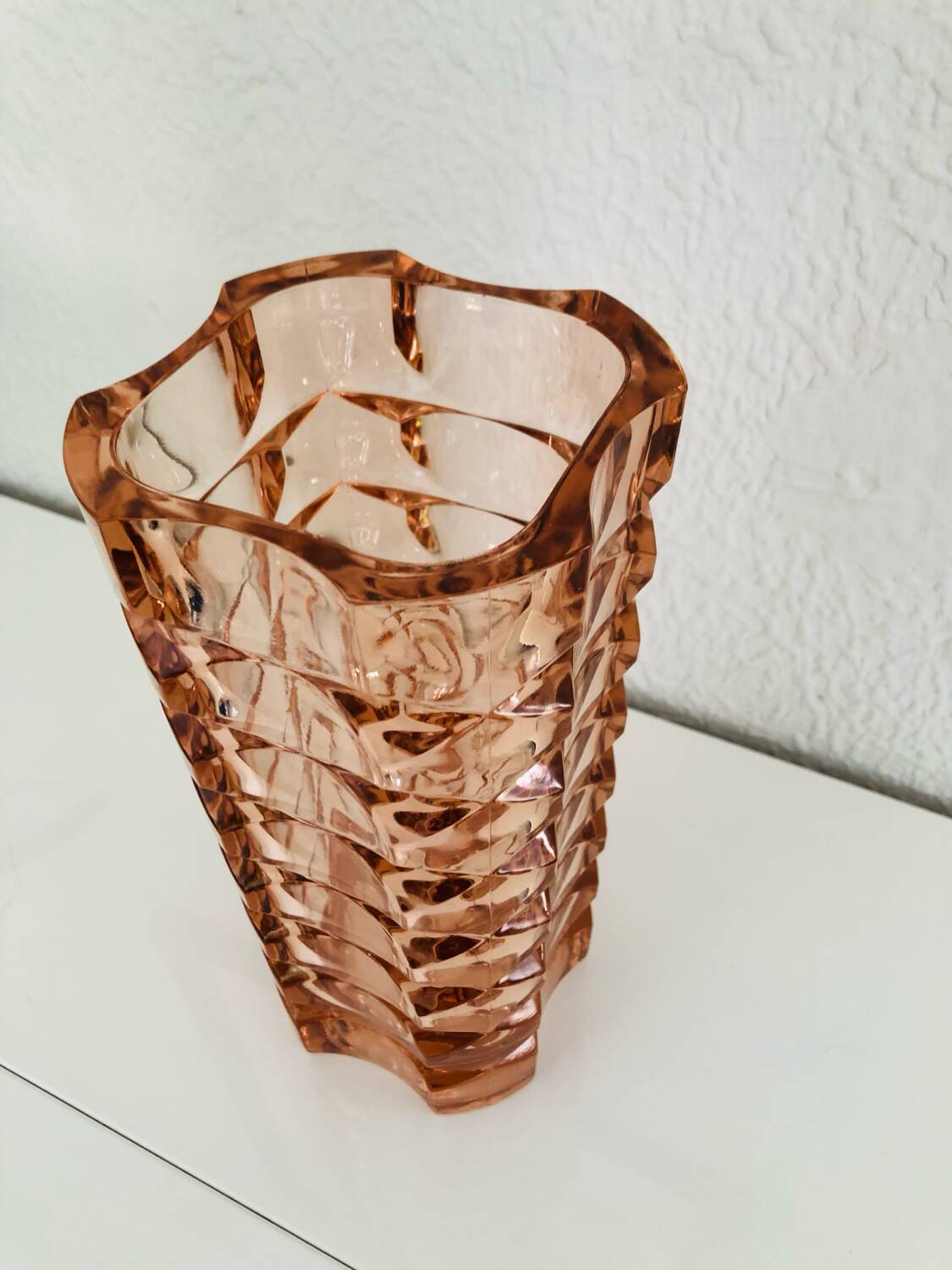 Large vintage vase textured pastel pink glass – Made in France