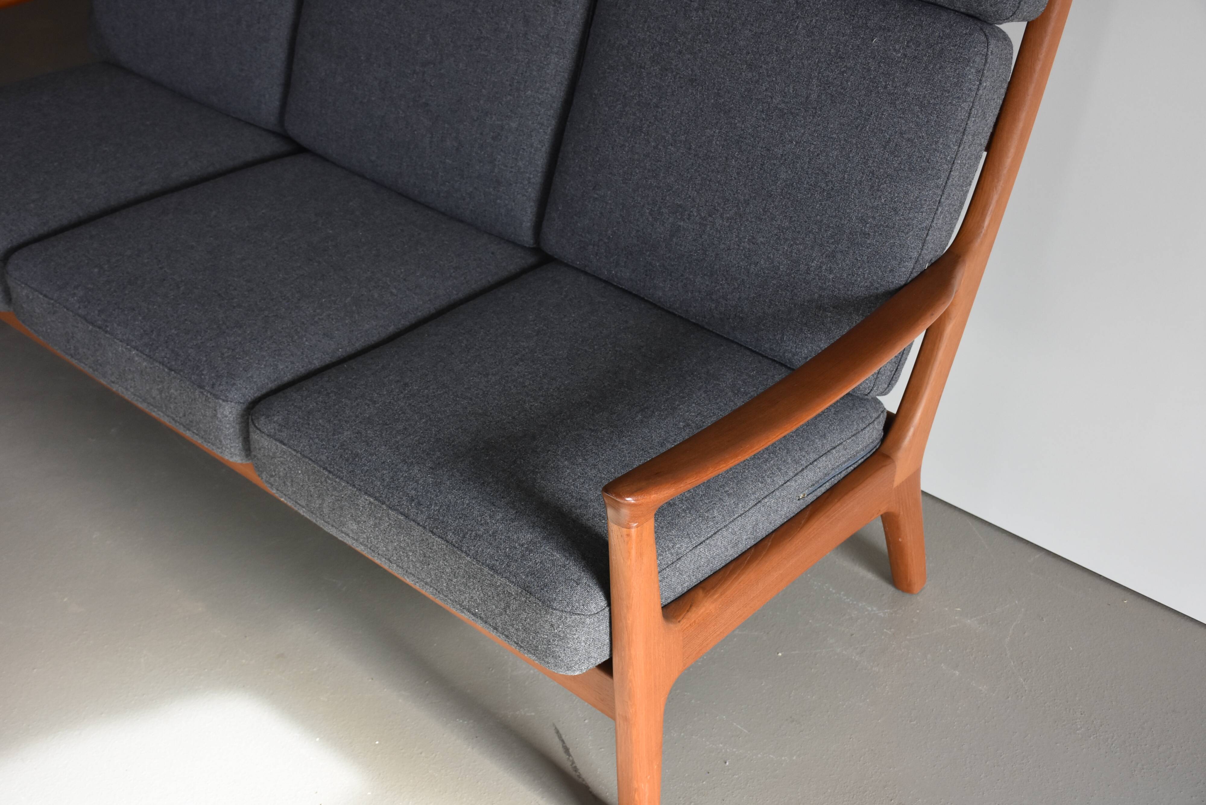 Mid Century Highback Sofa 60s Kvadrat Fabric