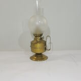 Lampe à pétrole ancienne vintage