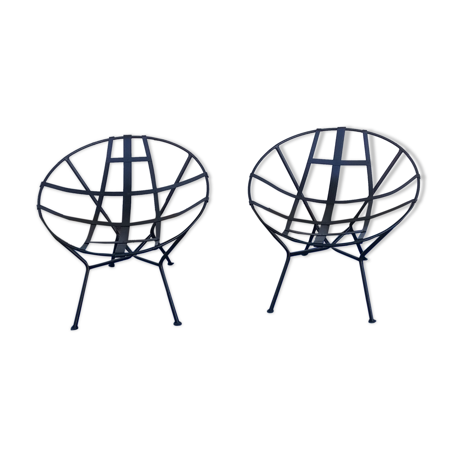 Paire de fauteuils vintage corbeille