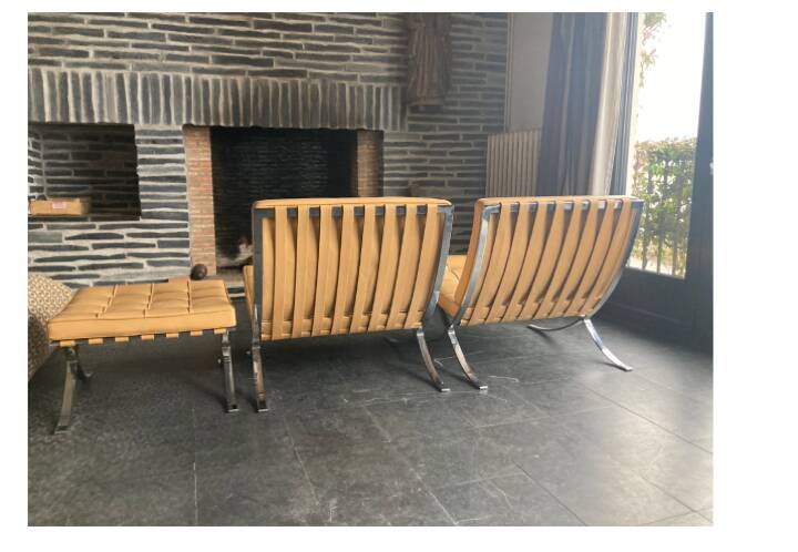 Barcelona Knoll original — Mies van der Rohe