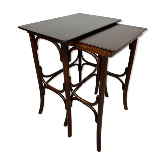 Nest tables Thonet