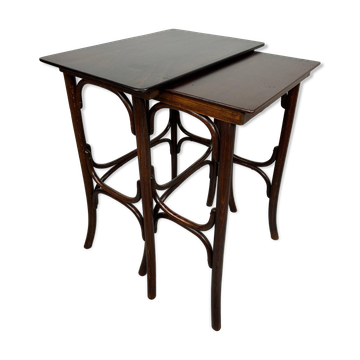 Nest tables Thonet