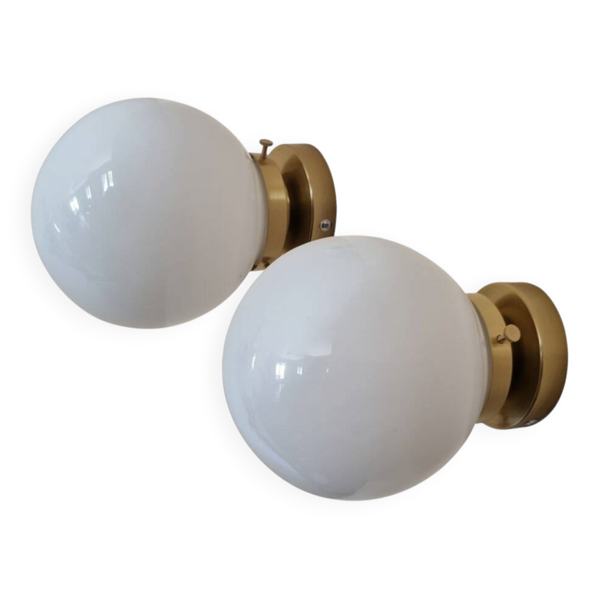 Pair of wall sconces