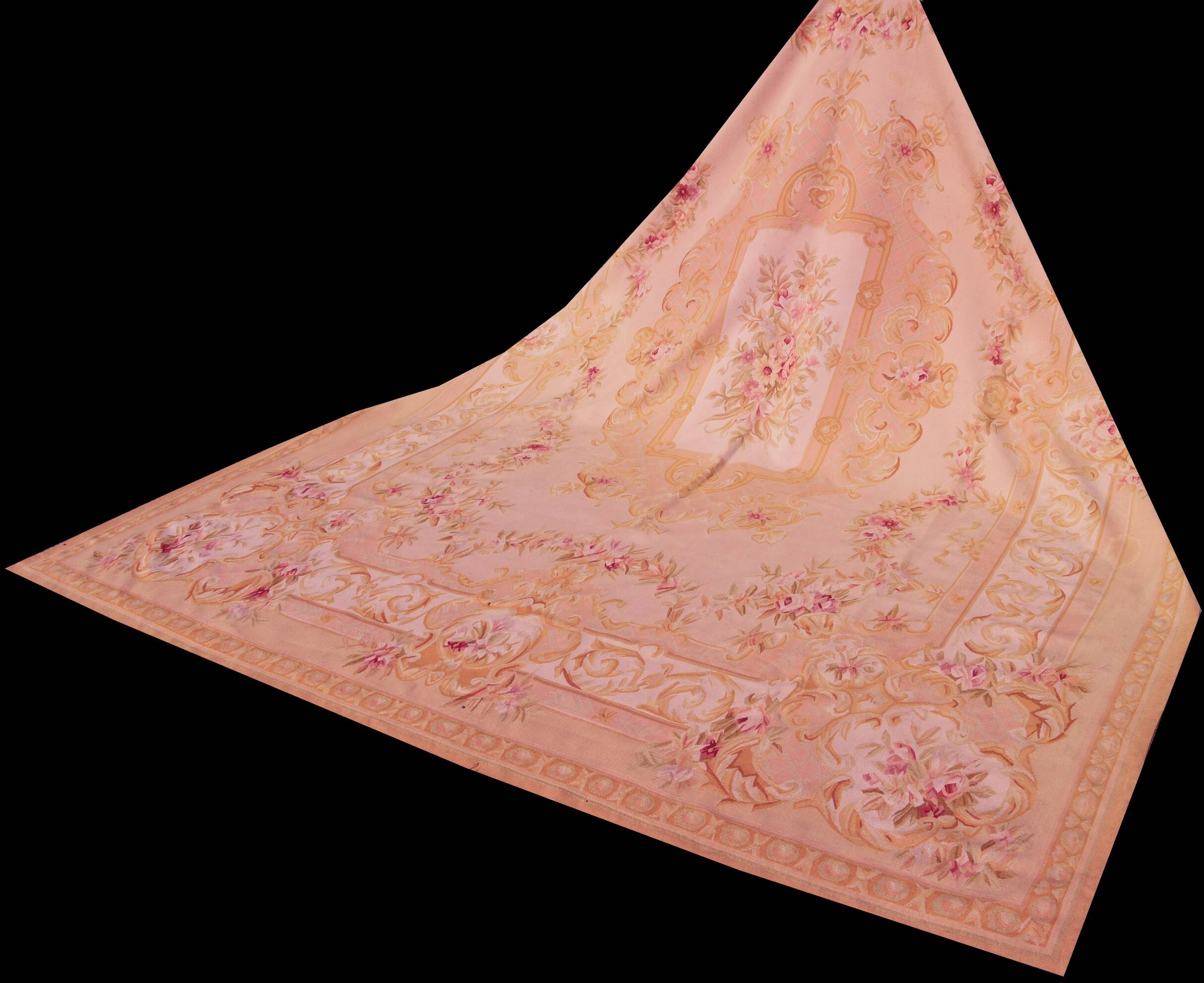 Aubusson style rug - Size: 375 x 275 cm - "Galerie Saedje"