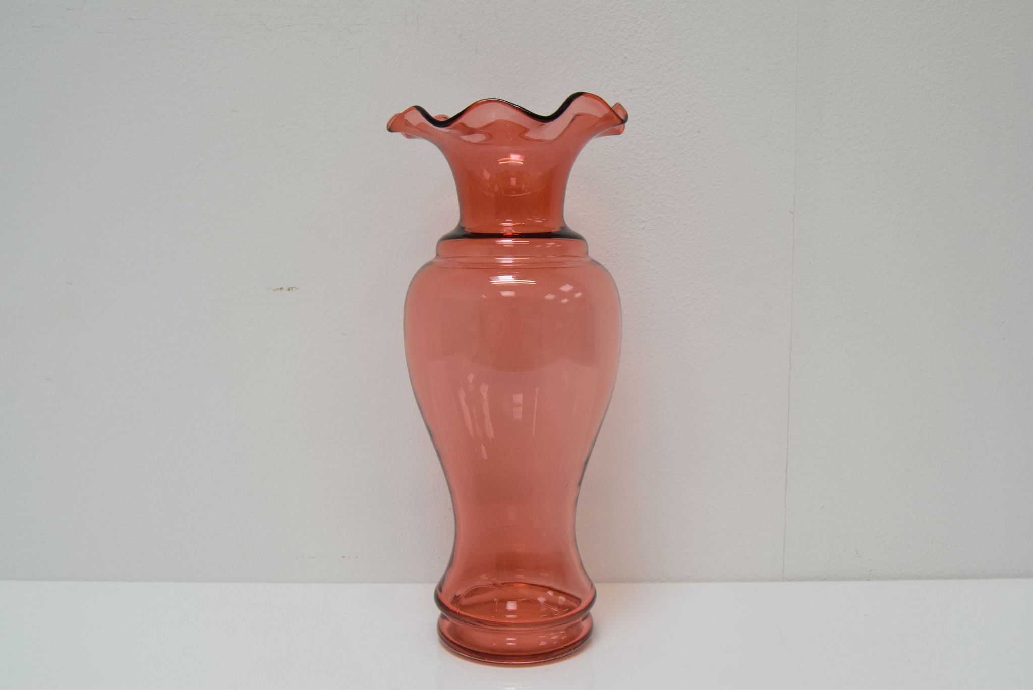 Art Czech glass vase, by Glasswork Novy Bor, 1950s