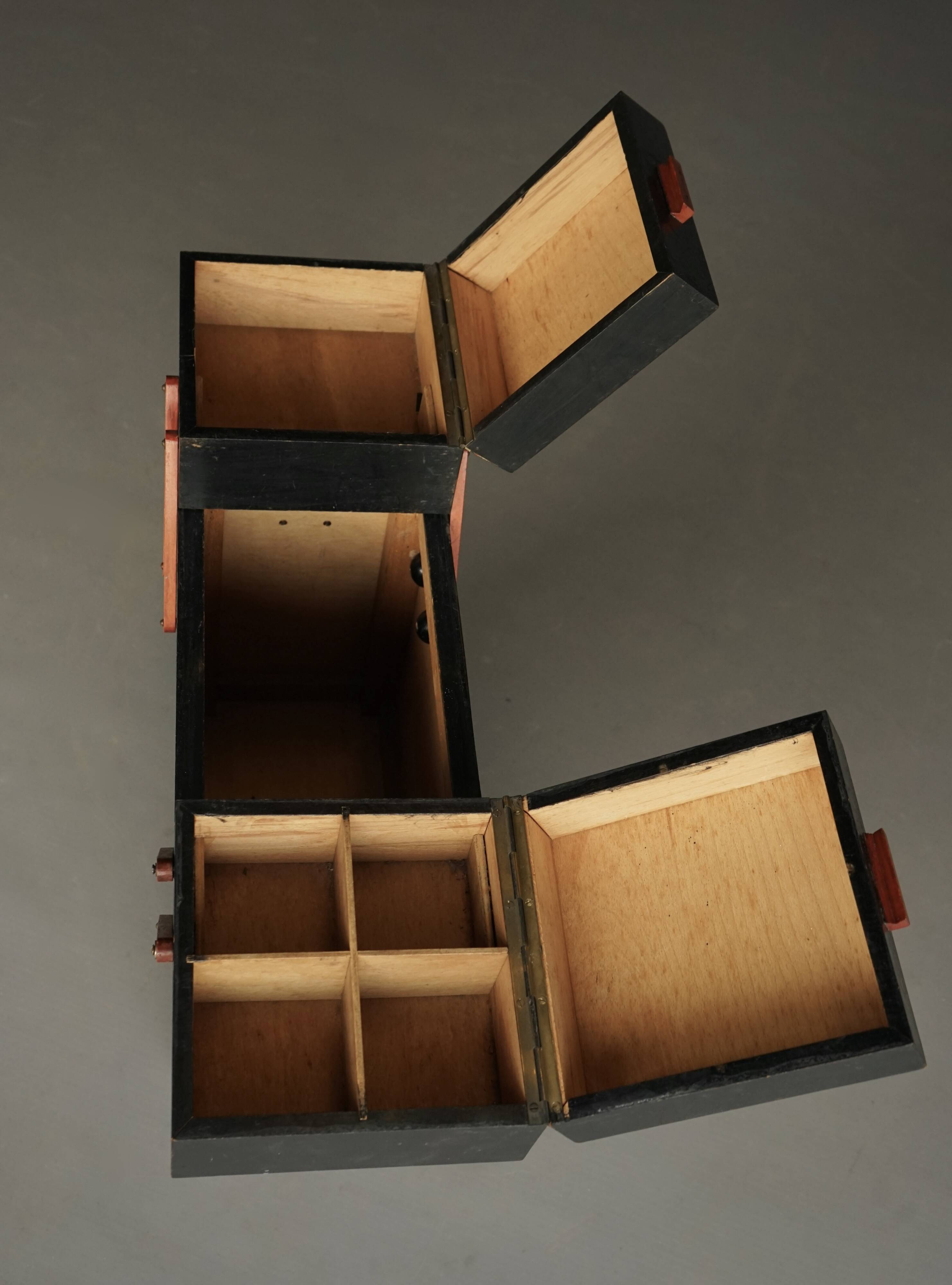 Dutch modernist sewing cabinet. 1930s.