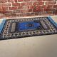 Tapis bleu
