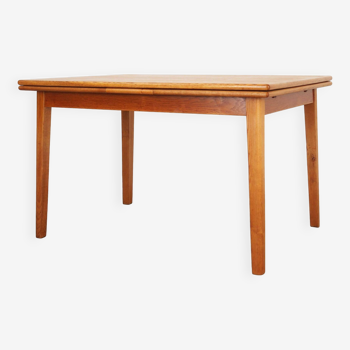 Table en frêne, design danois, années 1960, production : Danemark