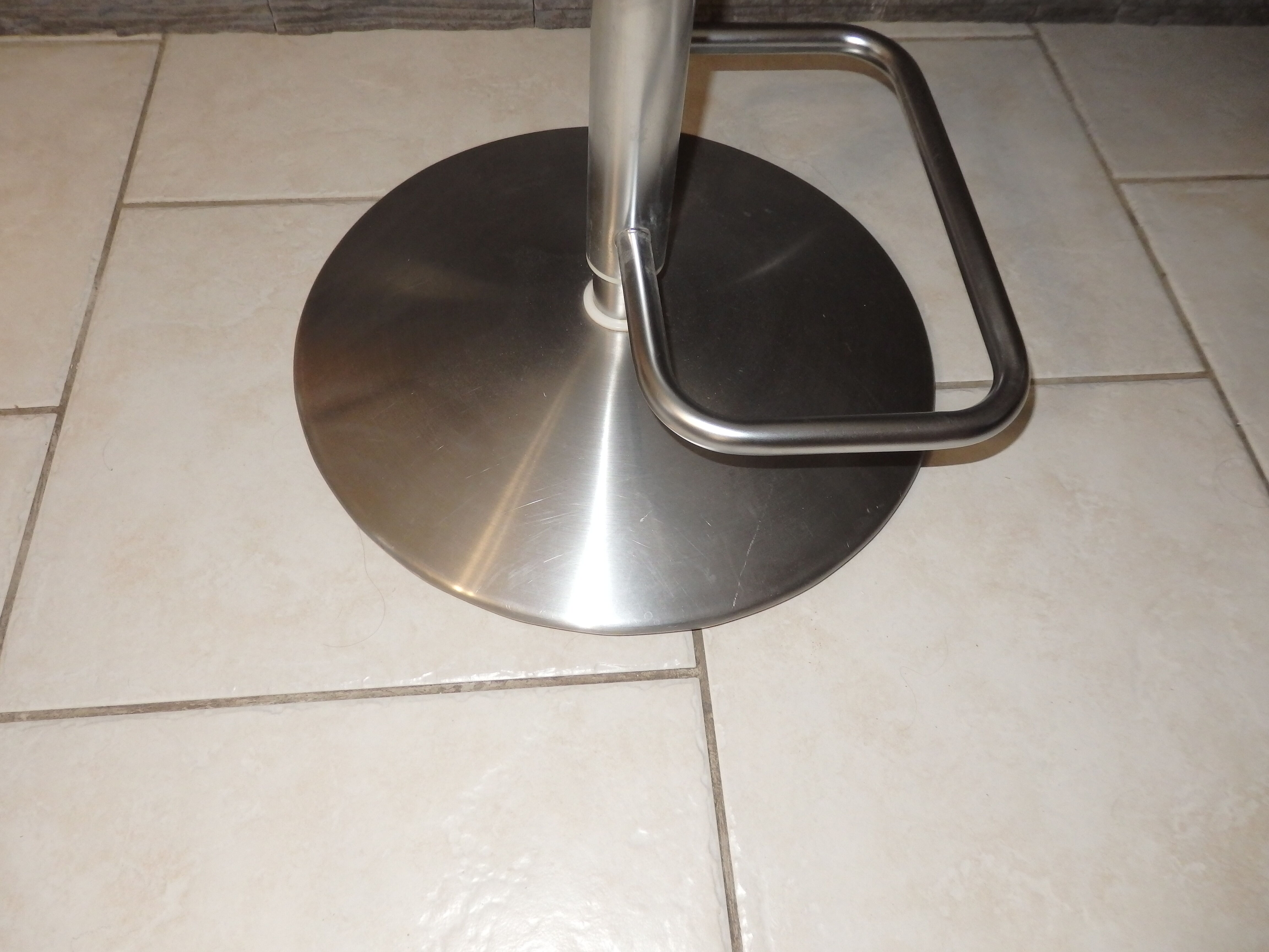 Bar chair or design desk kristalia boum by magrini / graffeo 2002