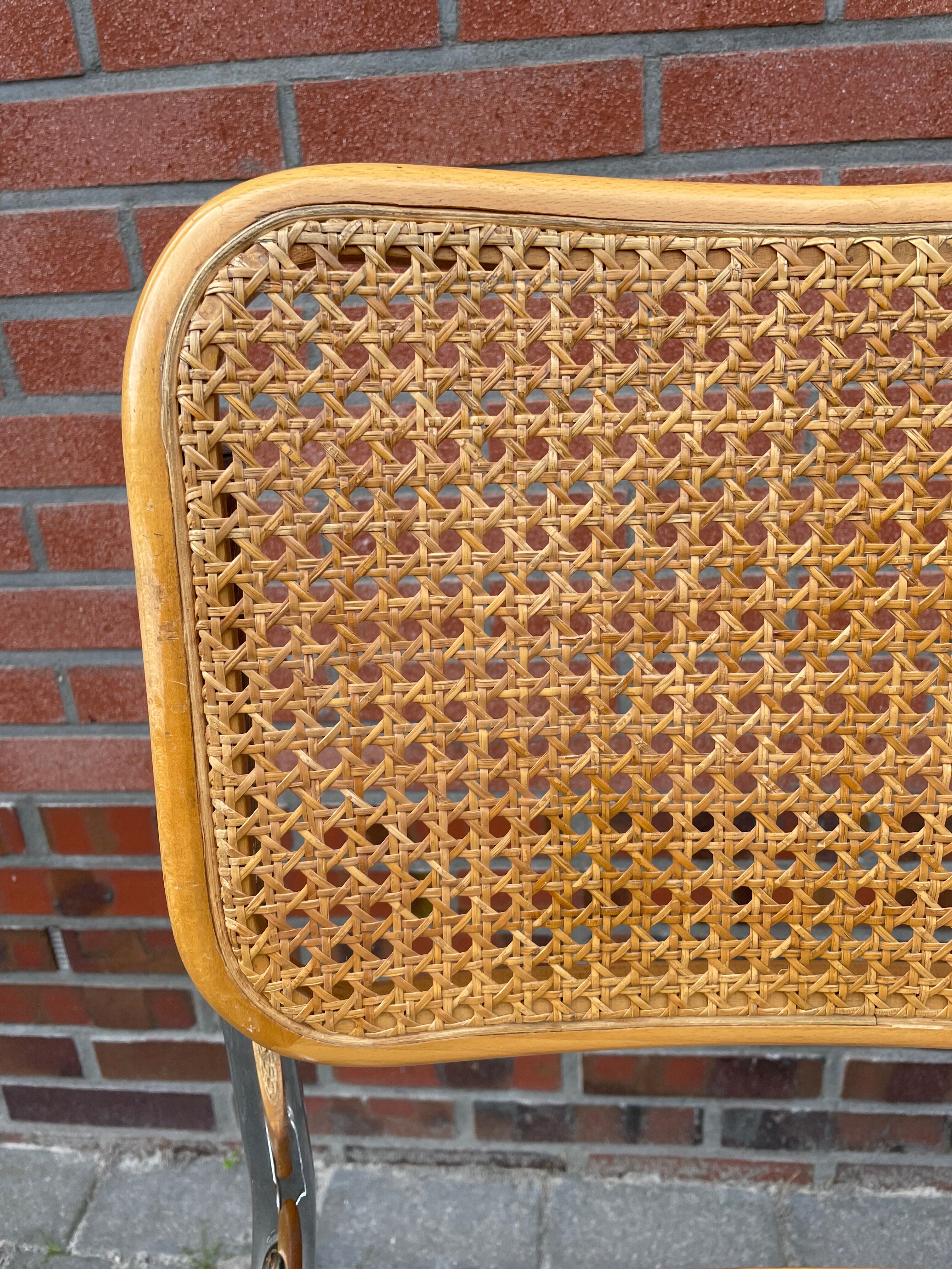 Ensemble de 4 Chaises vintage modèle Cesca B32 en chrome et bois