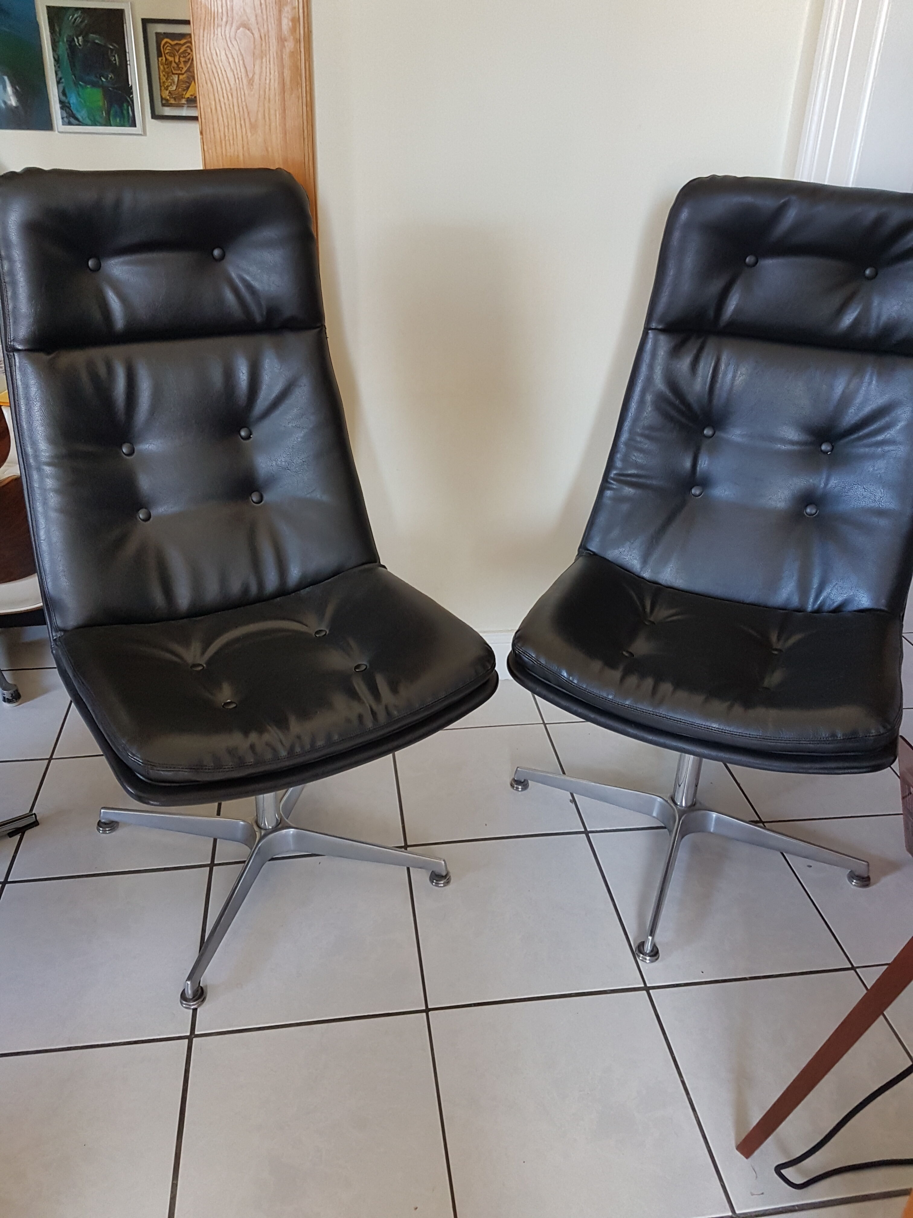 Fauteuil de bureau pivotant Artifort design Geoffroy Harcourt