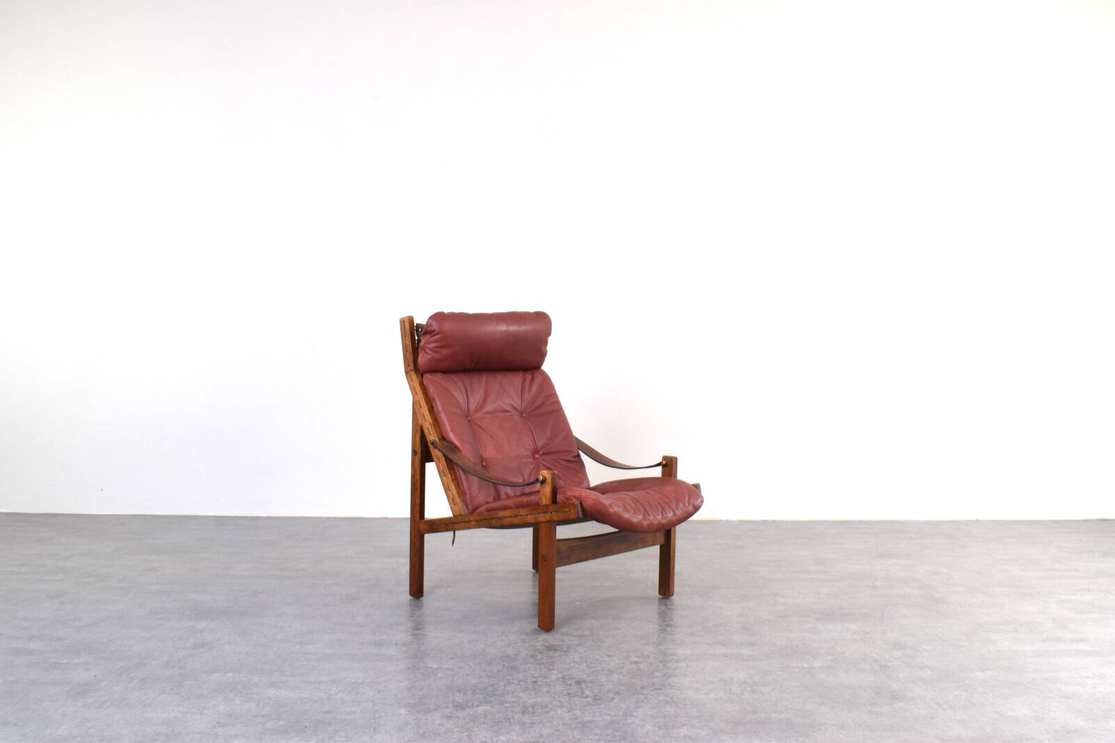 Mid-Century Hunter Lounge Chair by Torbjørn Afdal for Bruksbo, 1960s.