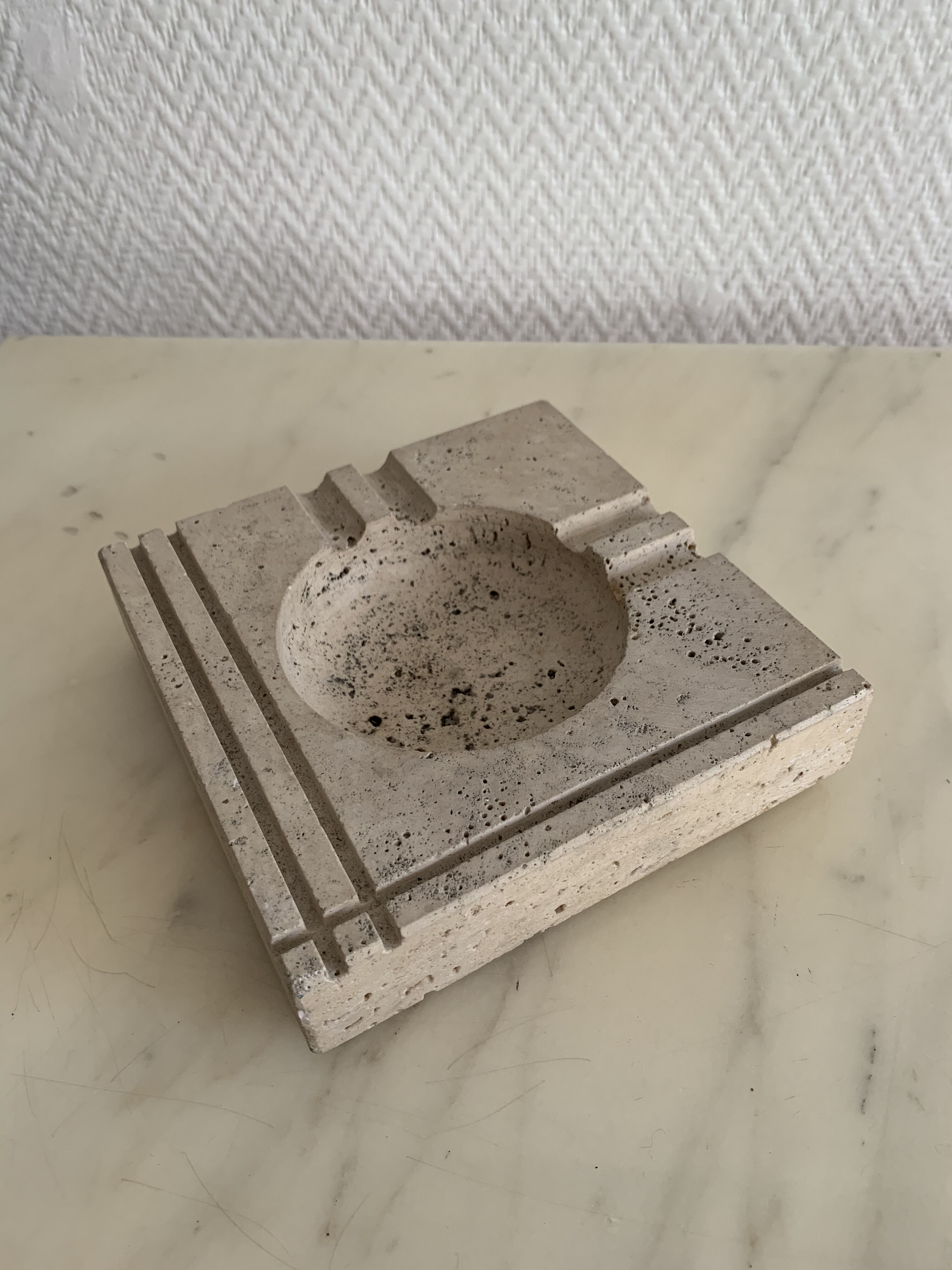 Square ashtray rough stone