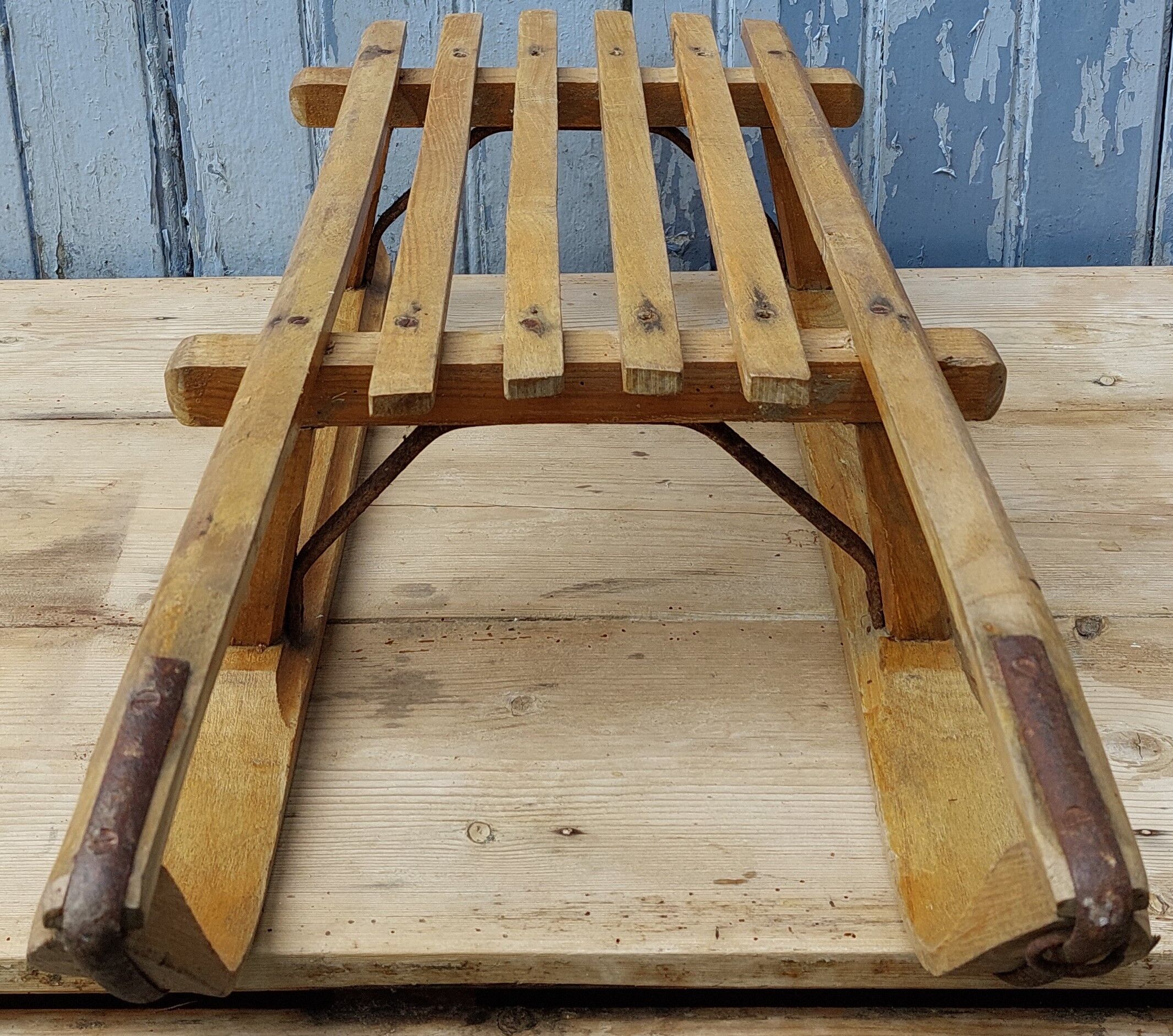 Wooden toboggan