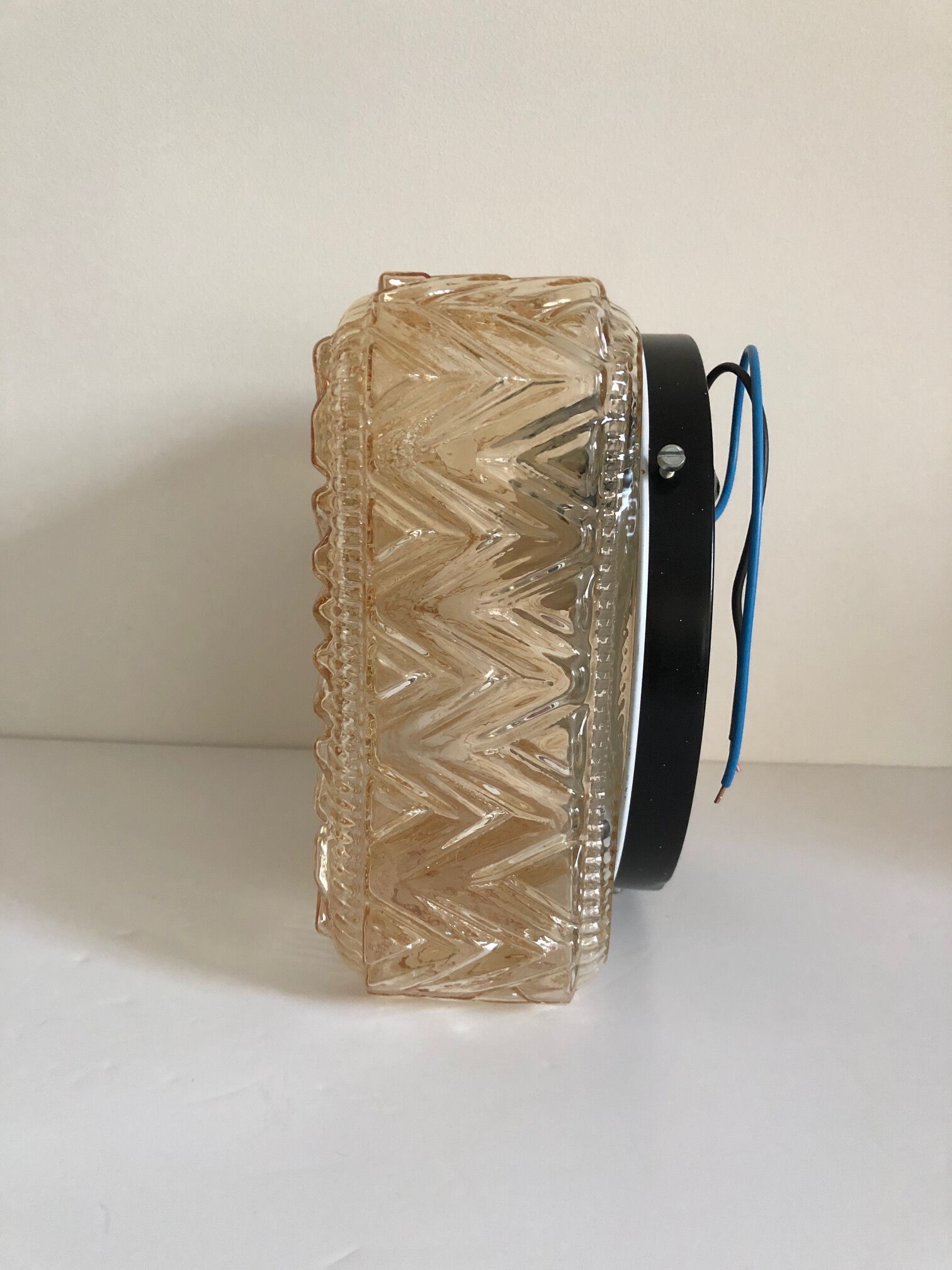 Iridescent square ceiling lamp