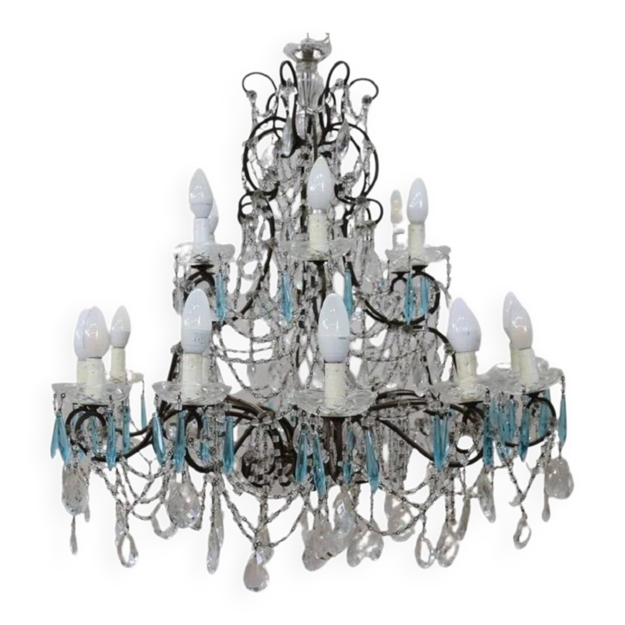 Large Chandelier with 18 Bulbs