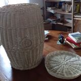 Pan with wicker lid painted white