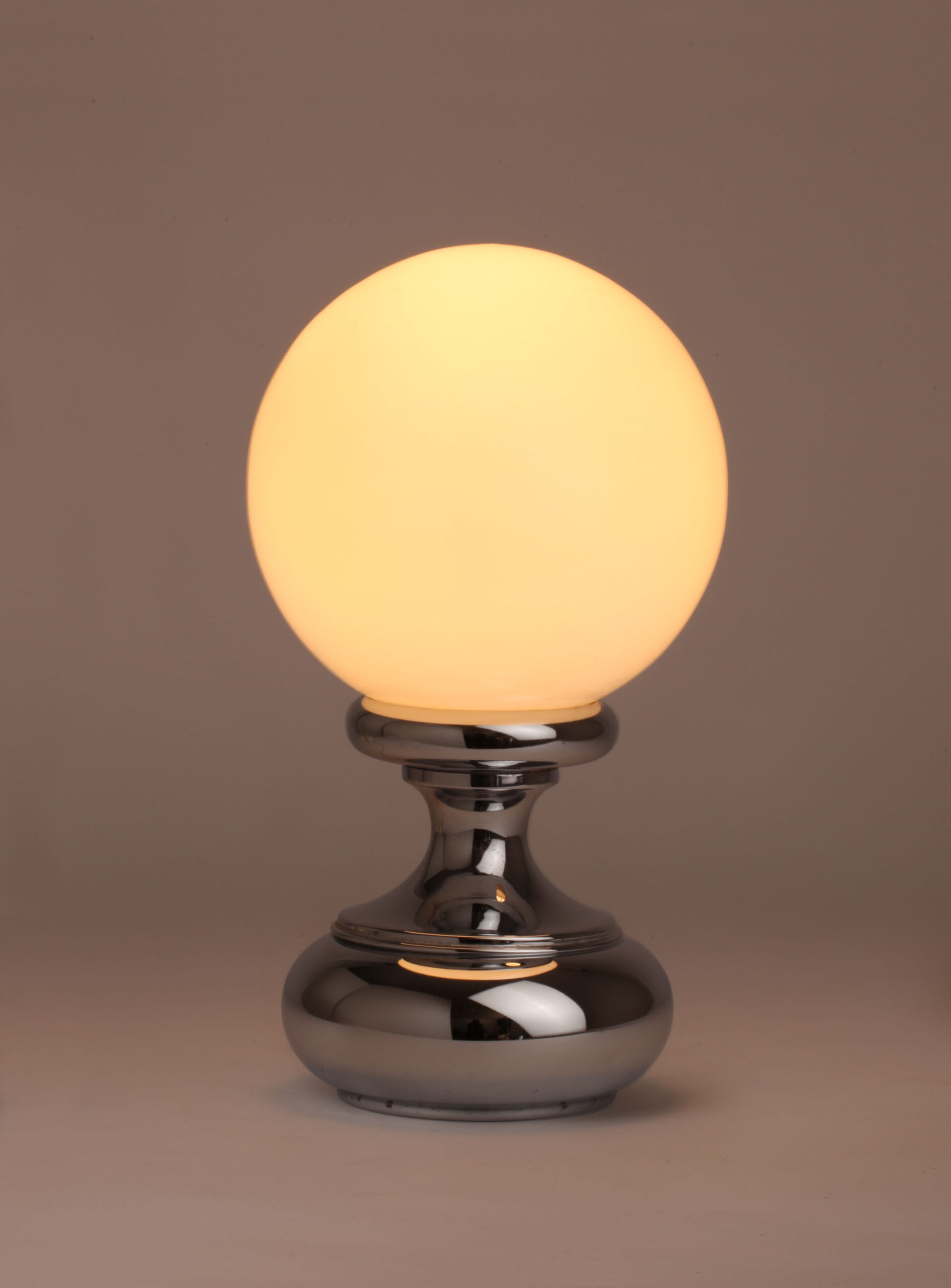 Globe table lamps
