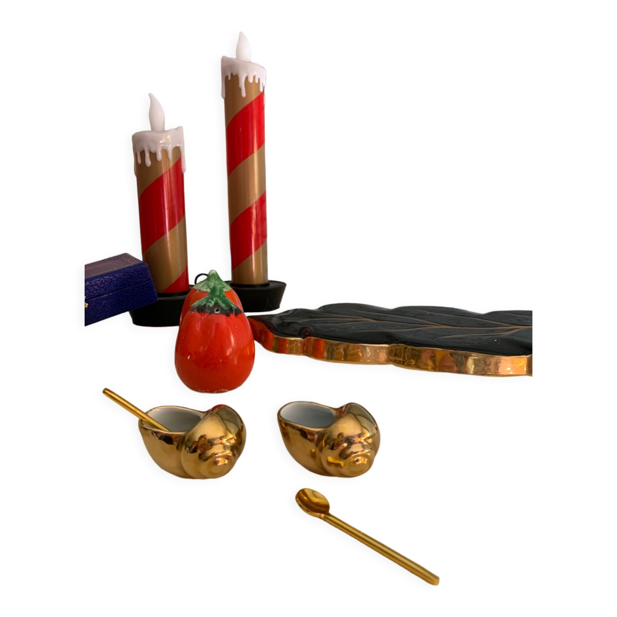 Pepper shaker porcelain limoges