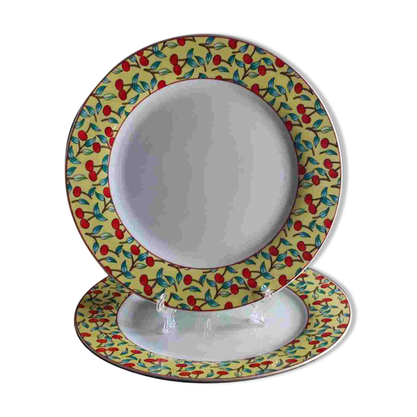 Assiettes plates cerises