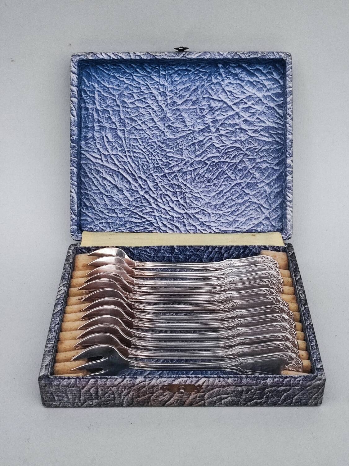 12 silverplated cake forks