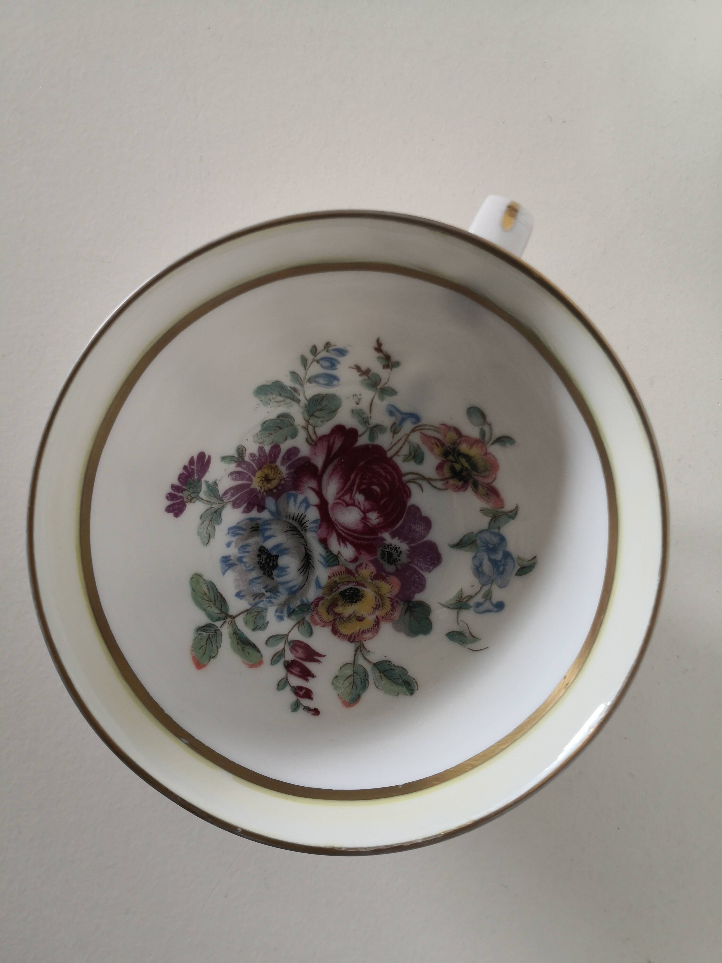 set of 5 Limoges tea/coffee cups, floral pattern