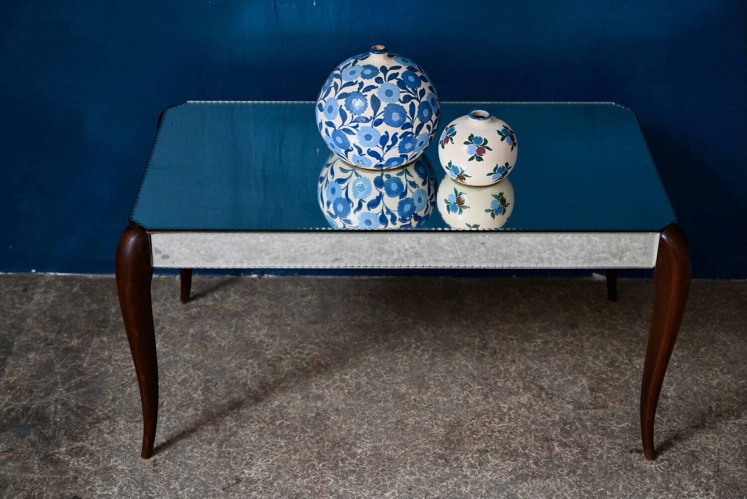 Art Deco coffee table with bevelled mirror from the 1940s, bohemian chic.