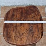 Low tripod stool in solid wood, design by Henri Bataille, 35 cm