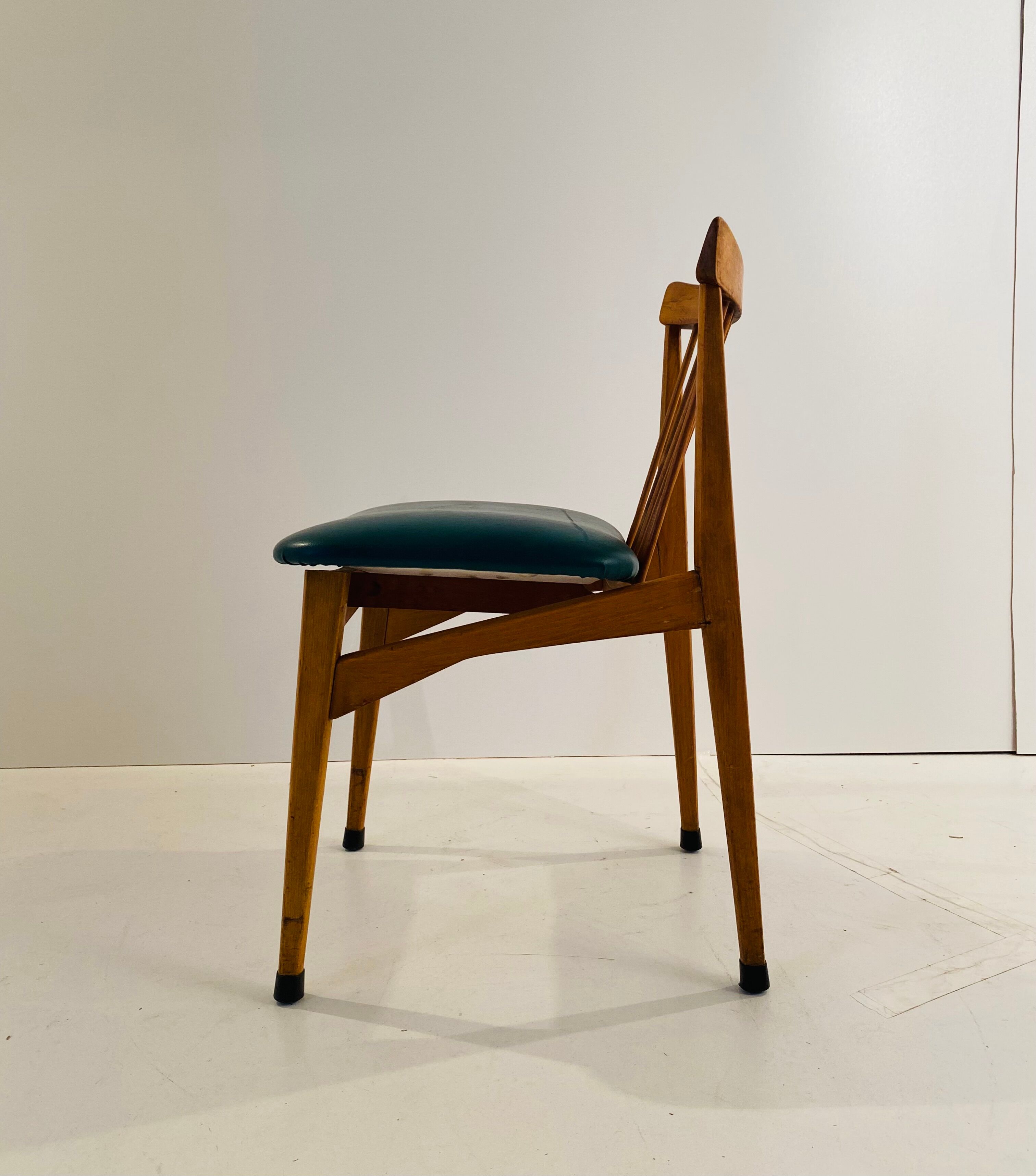 Vintage dining chairs, set of four, Italy 1960s