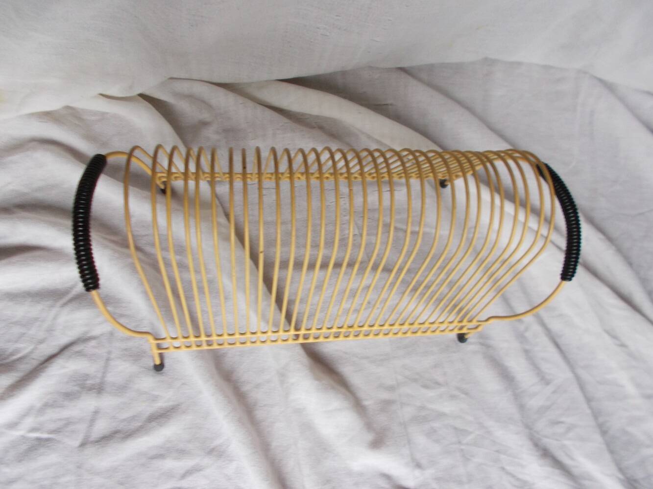 Vintage record holder