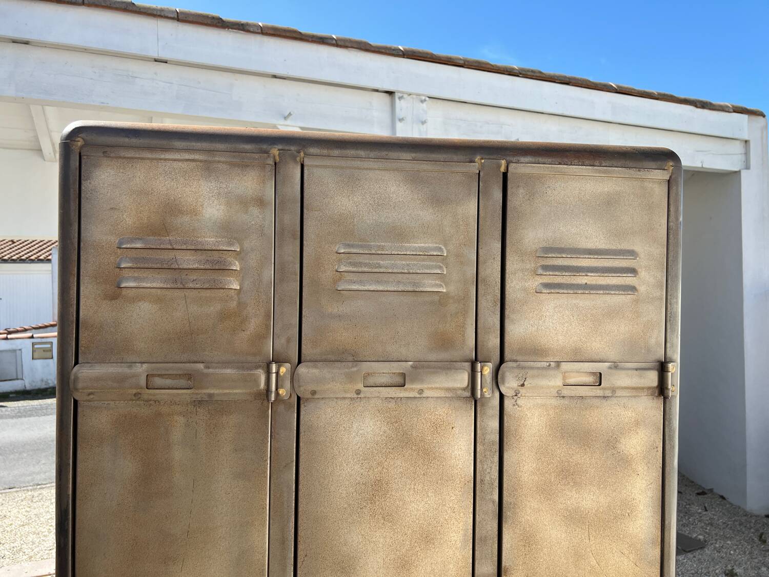 Industrial Cloakroom