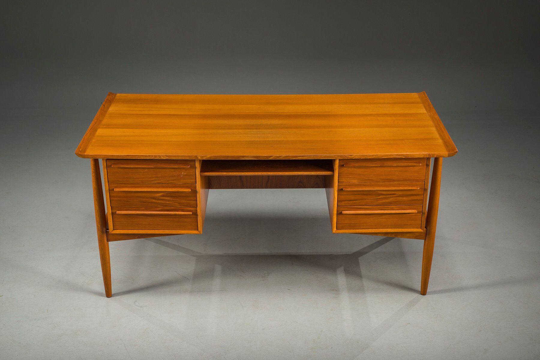 Mid-century Danish teak executive desk by Arne Vodder for H.P. Hansen, 1960s