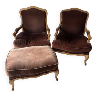 Lot 2 fauteuils et 1 repose-pieds