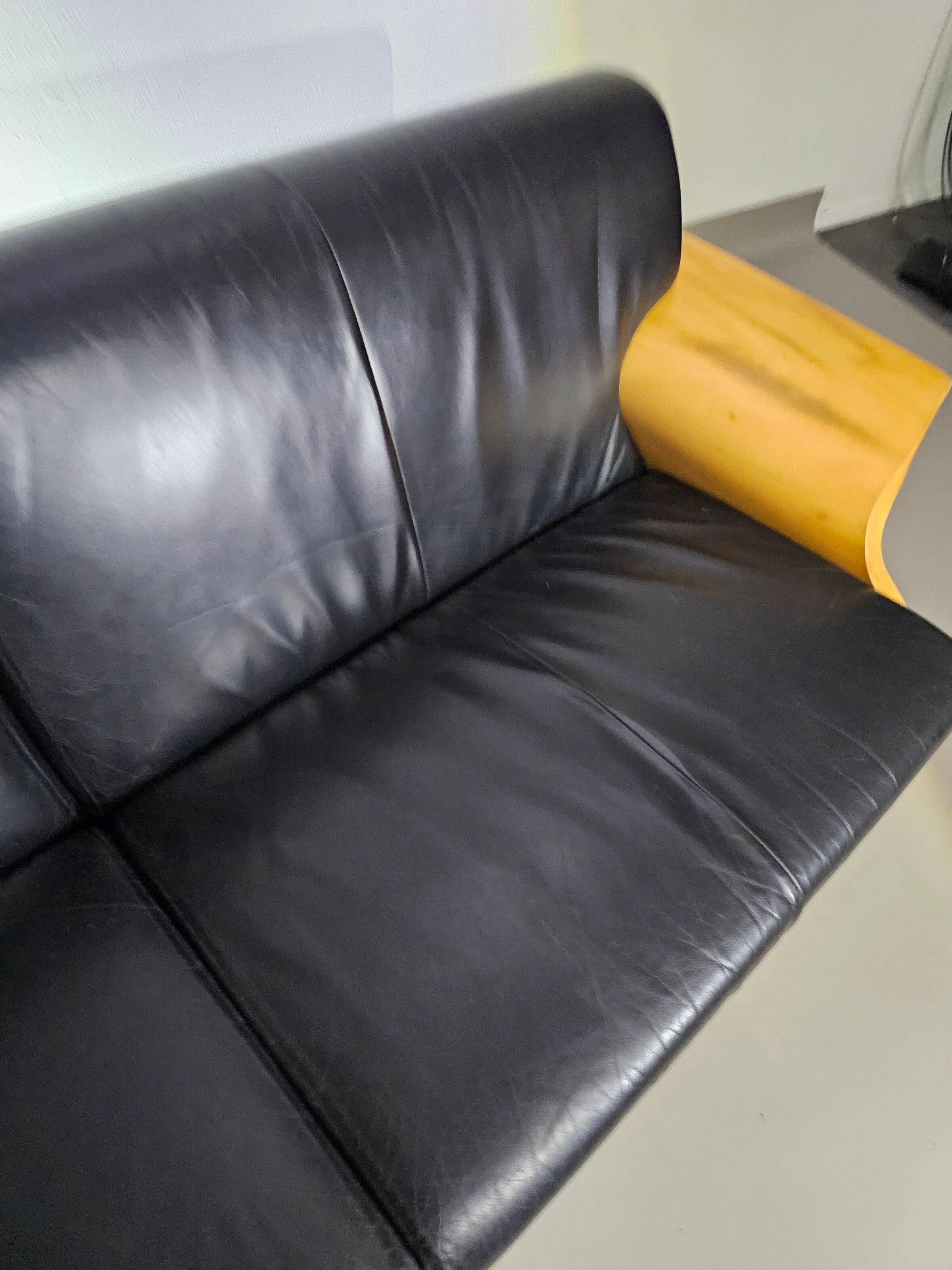 Harvink Mazurka Black Leather Sofa 1980s