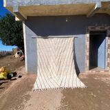 Handmade White Moroccan Wool Rug – Authentic Berber Craftsmanship & Timeless