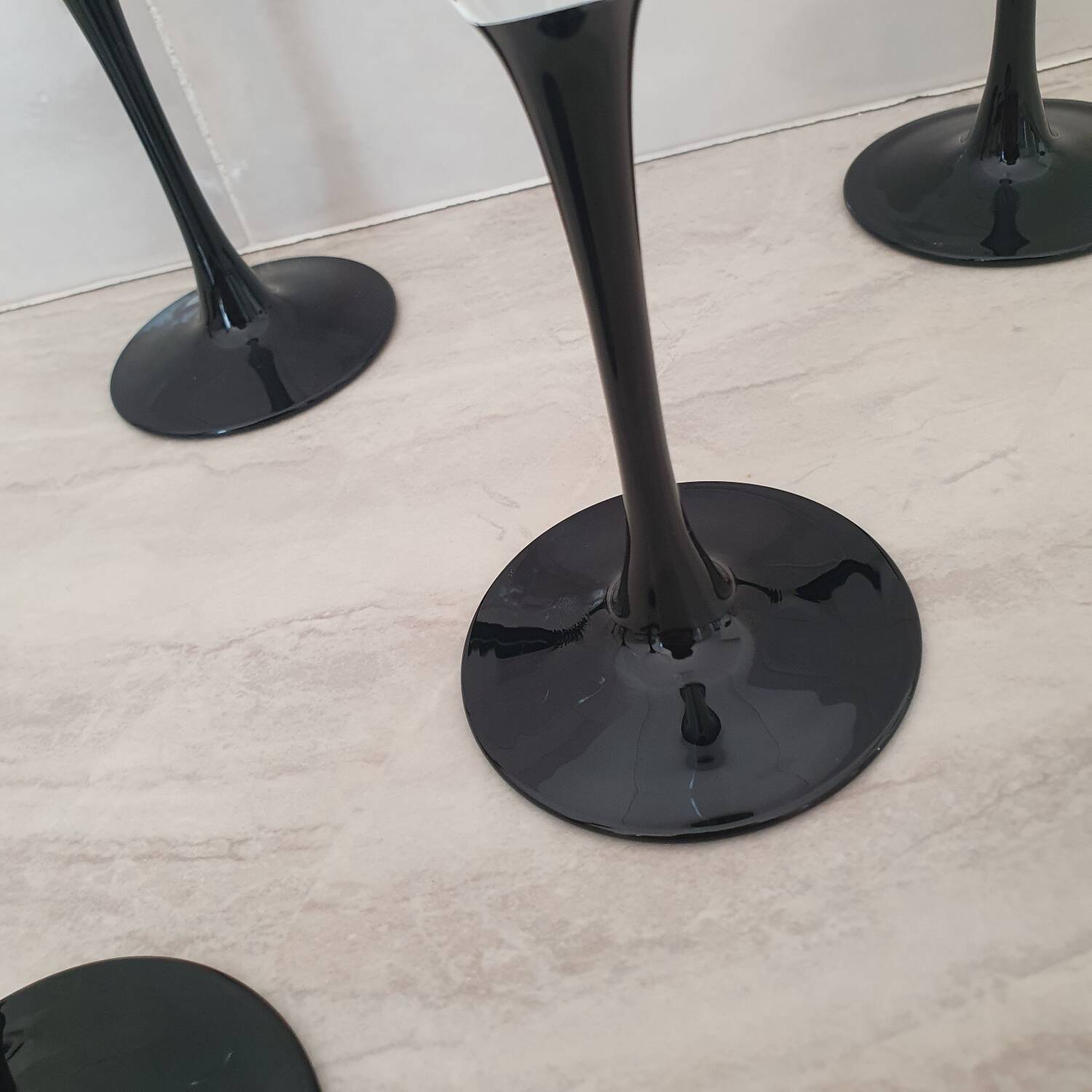 6 cocktail glasses / black stem martini glasses