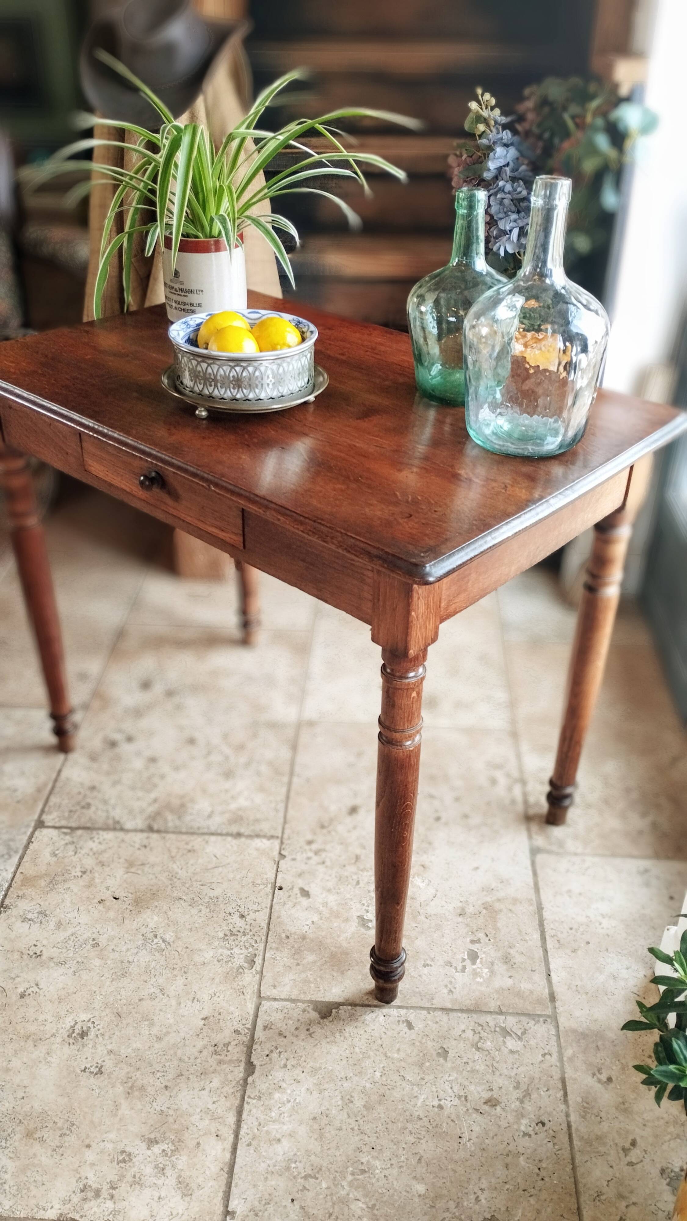 Early 20th century oak side table
