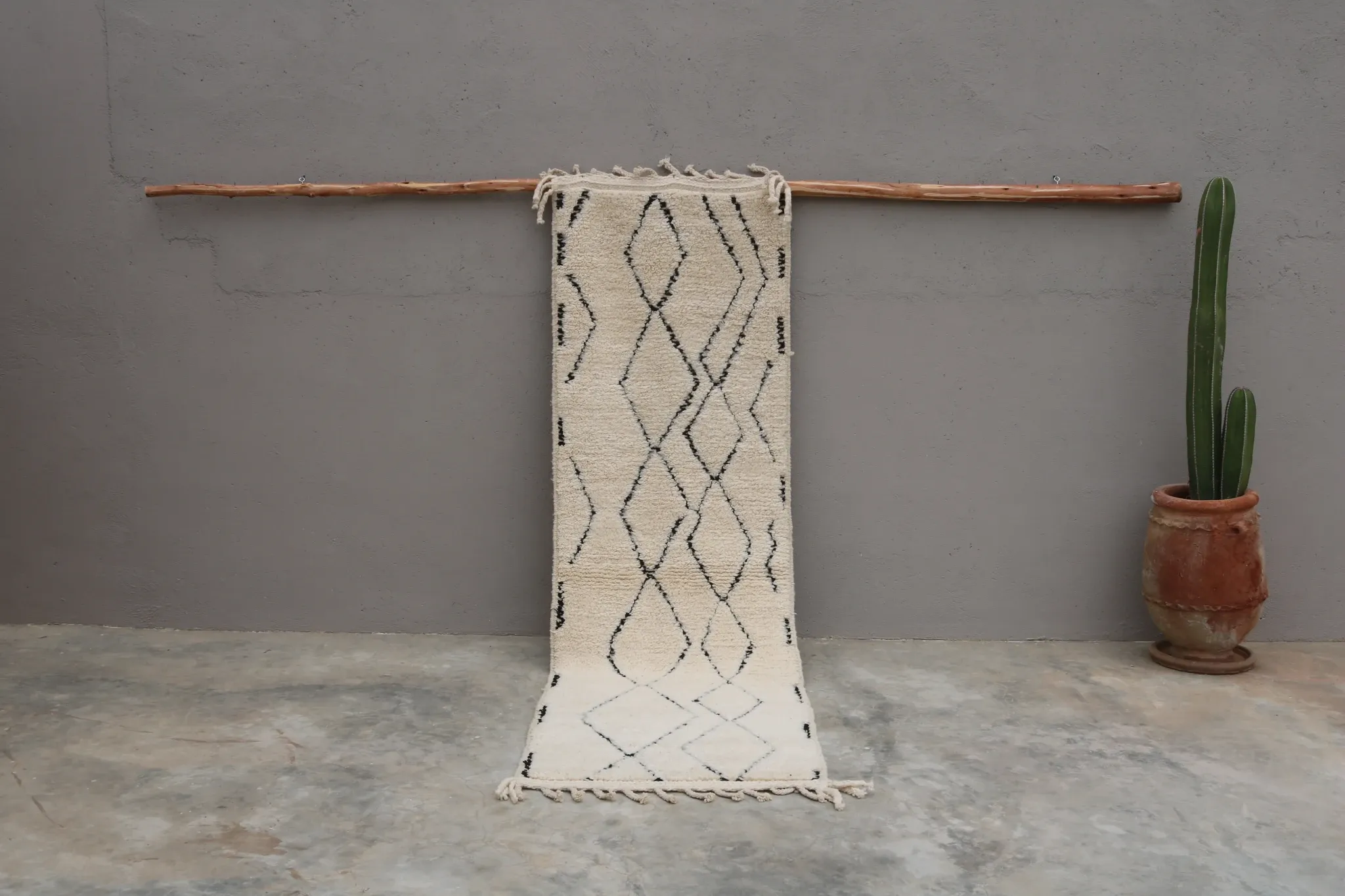 Beni Ouarain rug, 295 x 90 cm - R317