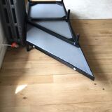 Corner bench