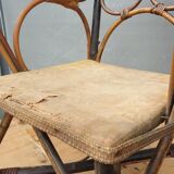 Fauteuil enfant 1890 châtaigner, rotin et velours damassé