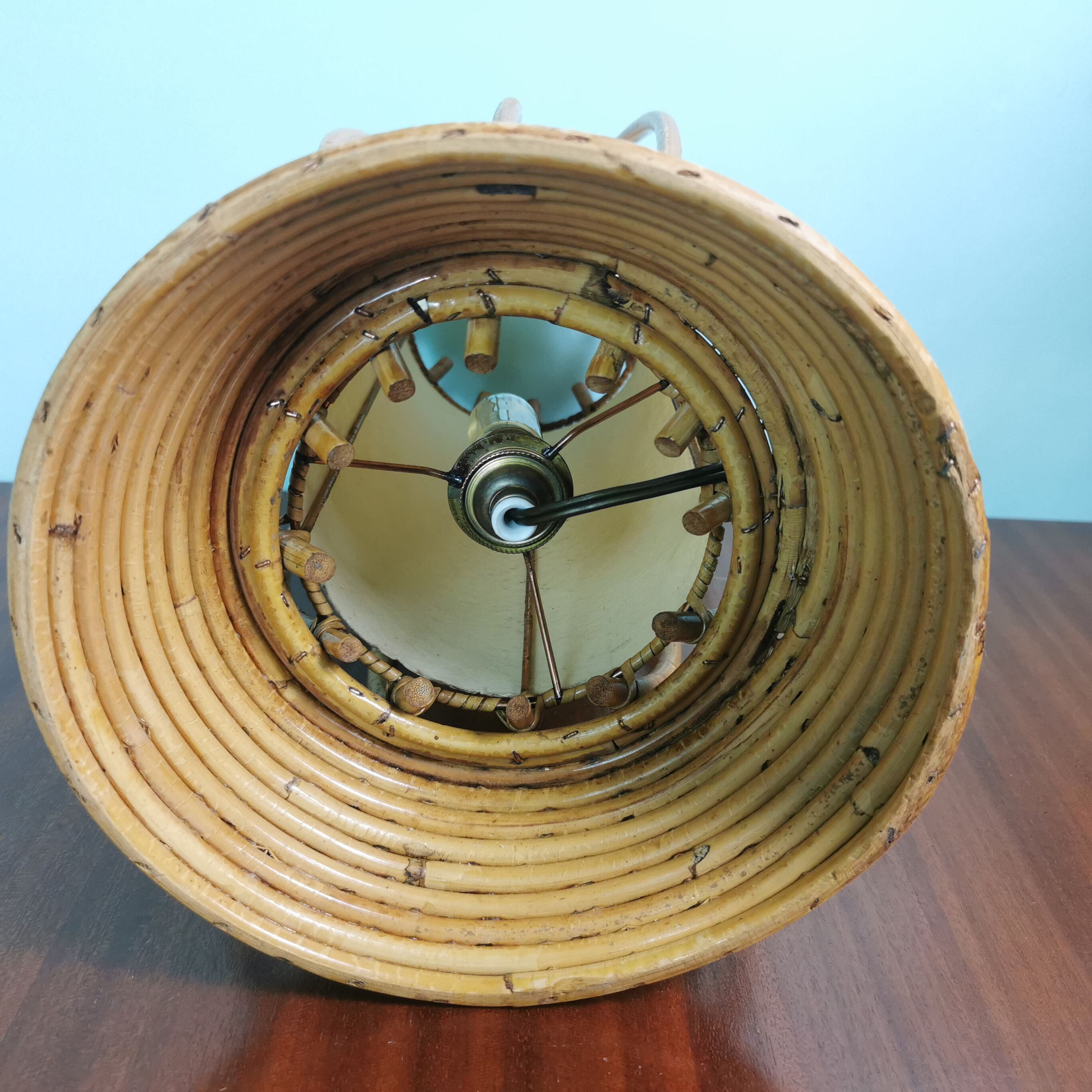 Lampe en rotin