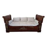 Empire daybed