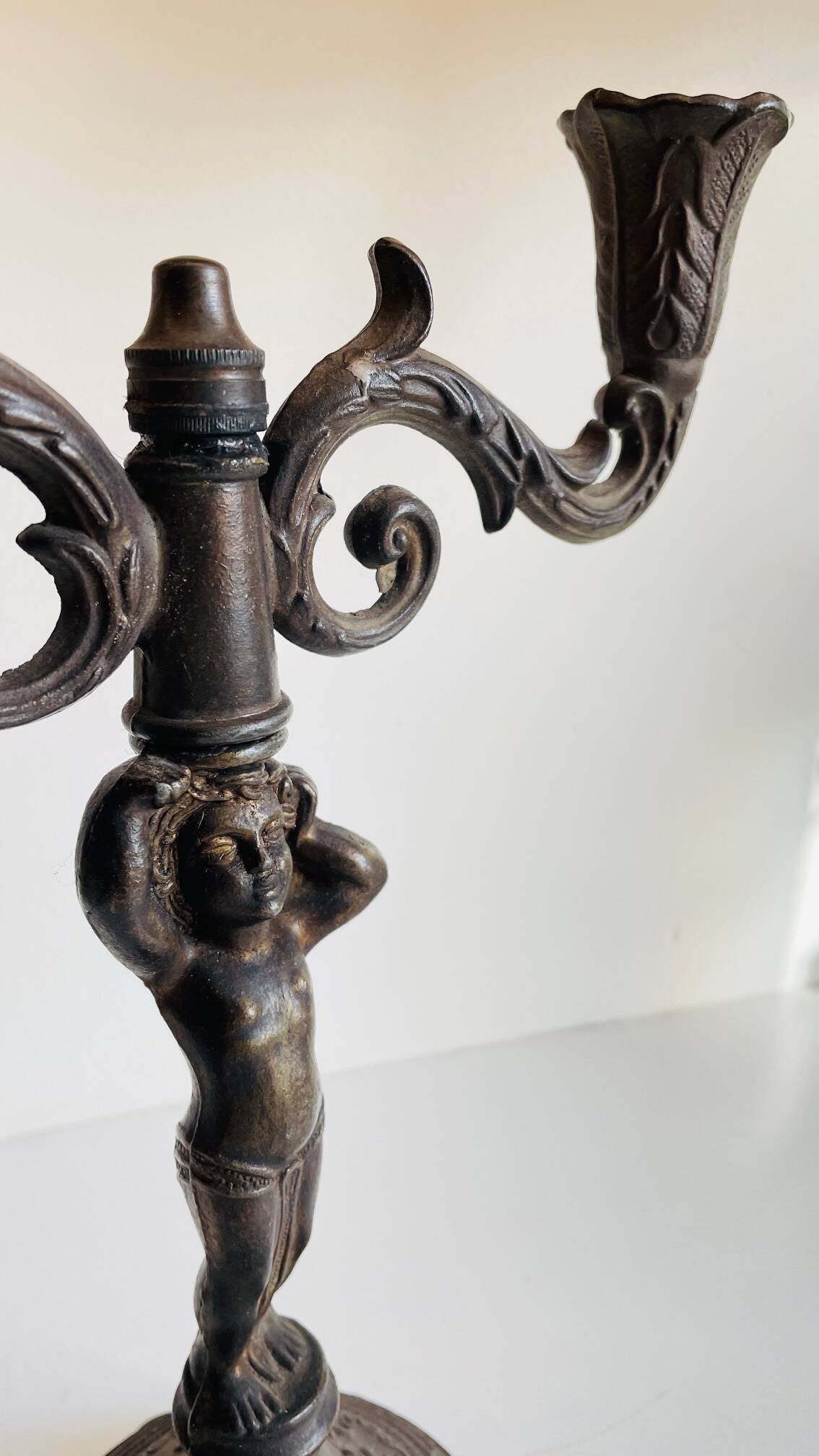 Little angel table candle holder