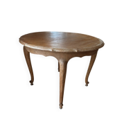 Antique round table in solid oak