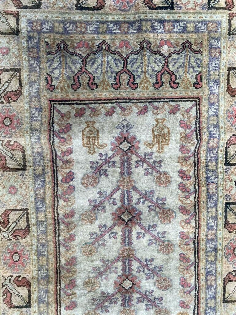 Vintage Turkish Kayseri carpet in silk and cotton 106x61 cm
