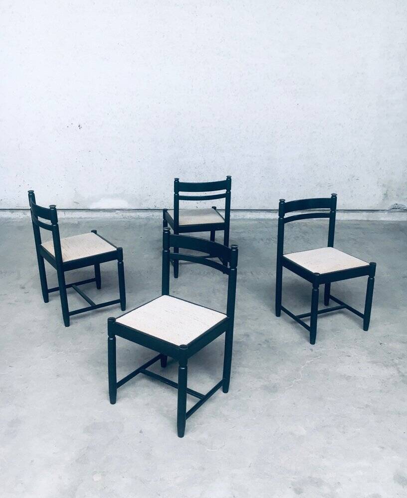 Italian design dining chair from the 1960s, set of 4.