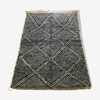 Tapis berbere "Beni Ouarain" moucheté noir et blanc 215x140cm