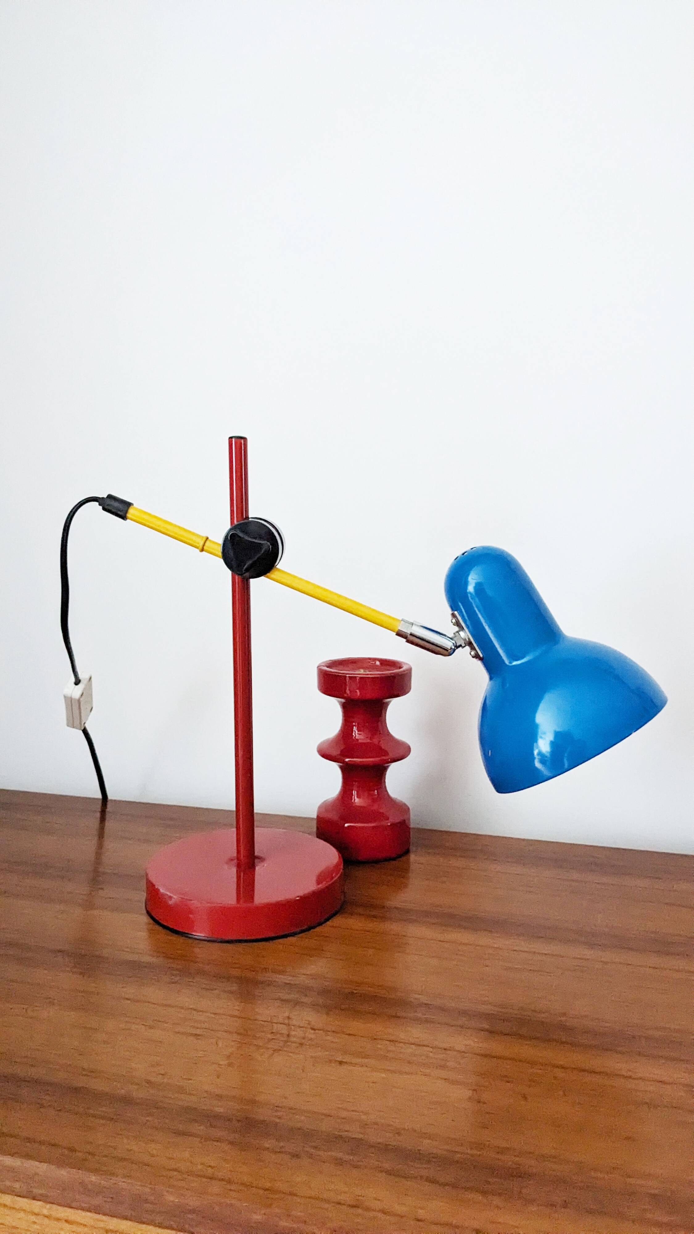 Articulated lamp from the 80s