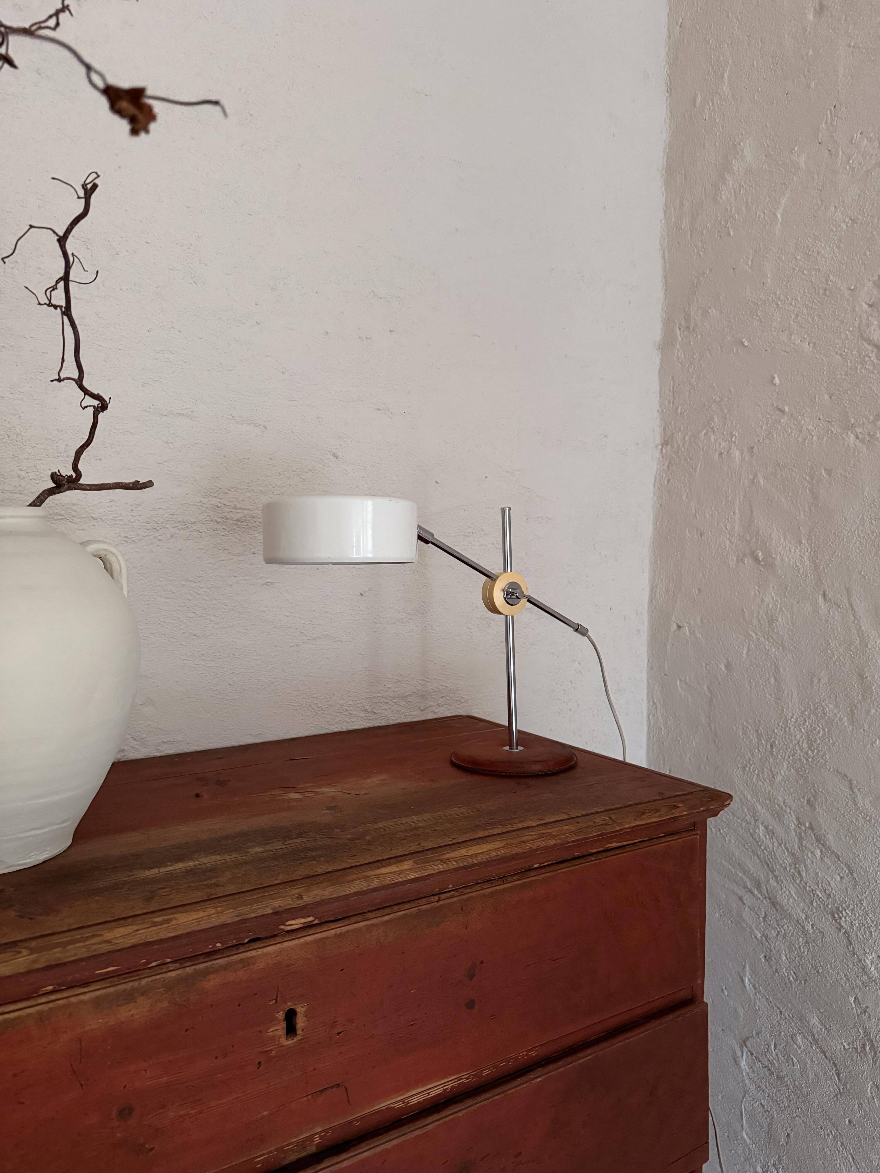 Vintage Midcentury desk lamp in brown leather and chrome Atelje Lyktan, Sweden